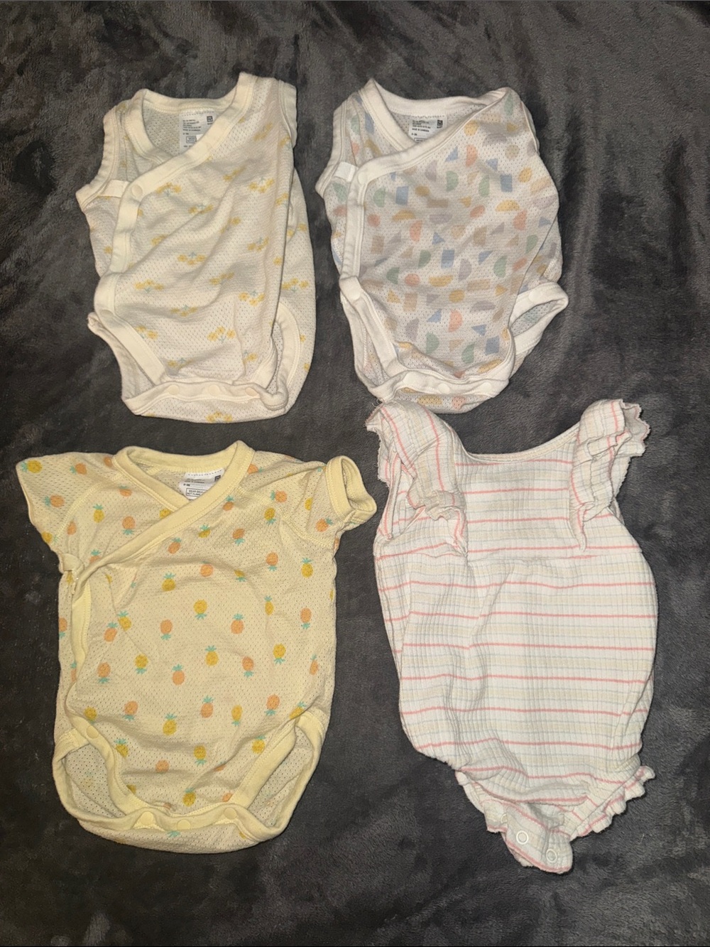 0-3 Months Uniqlo Baby Girl Kimono One Piece Bodysuit PLAY Bundle